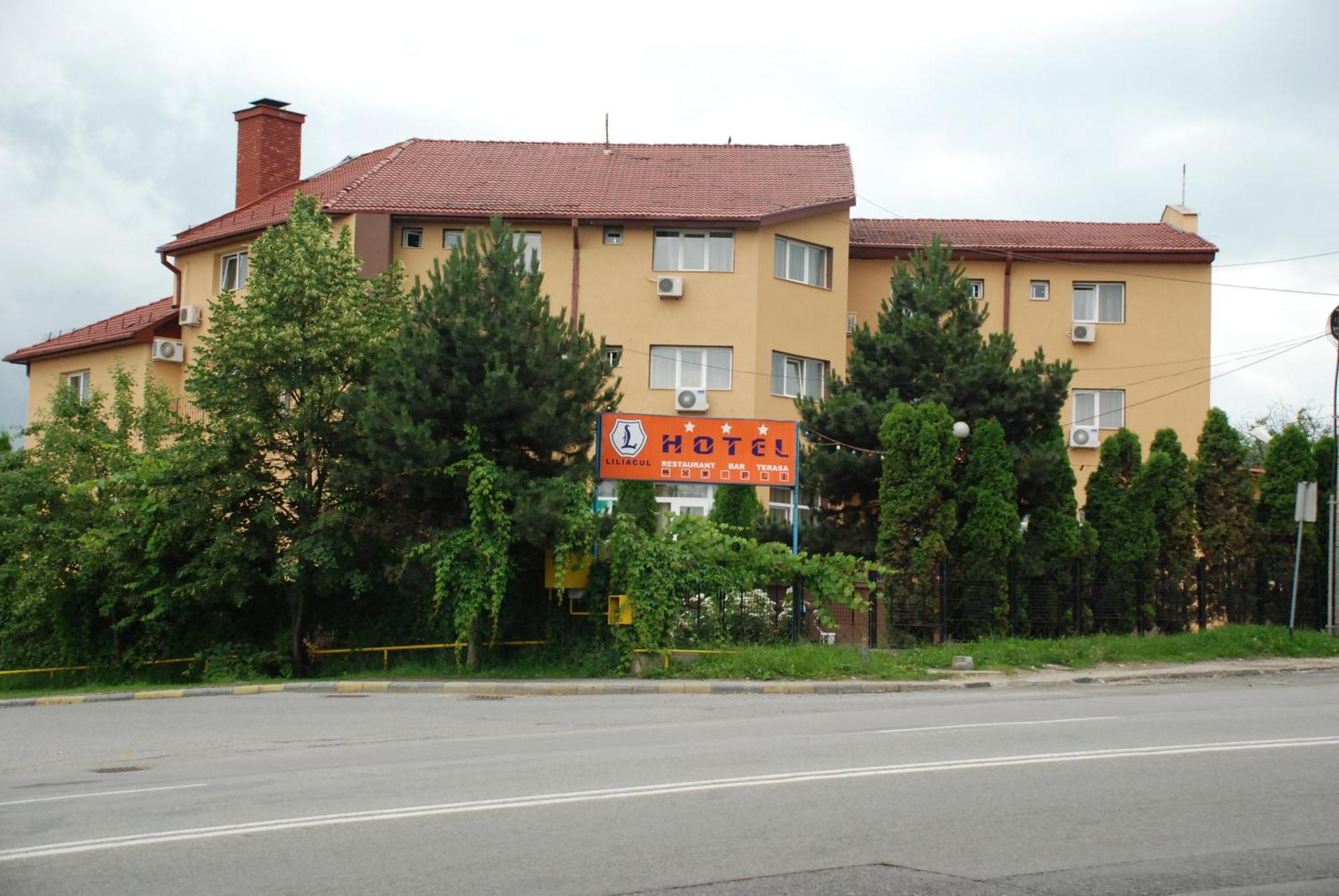 Hotel Liliacul Клуж-Напока Экстерьер фото